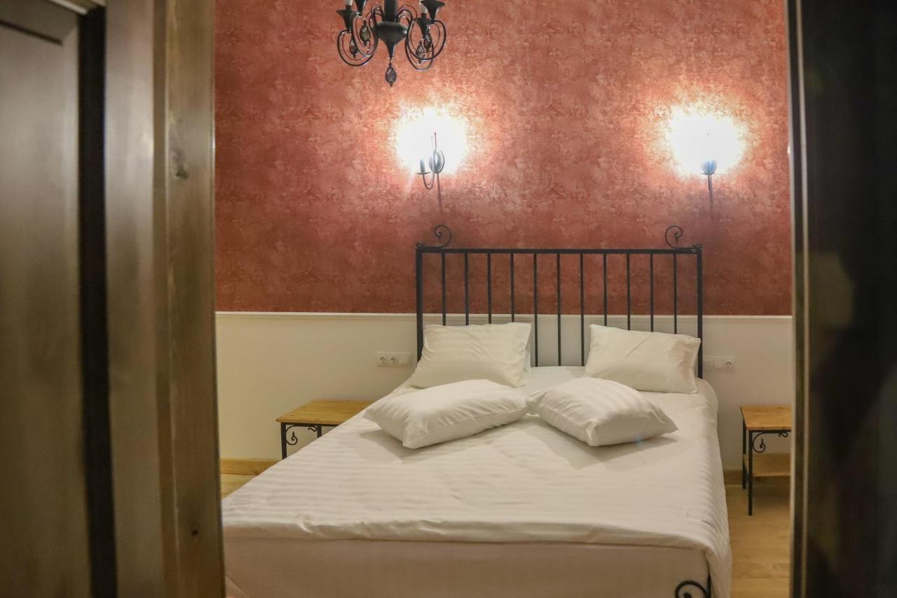 גיומרי Nur Guest House מראה חיצוני תמונה