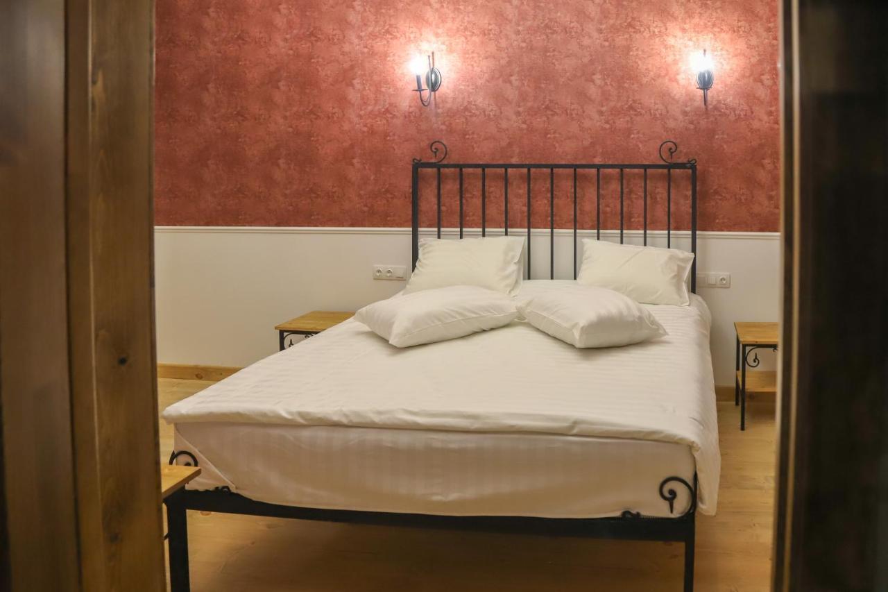 גיומרי Nur Guest House מראה חיצוני תמונה