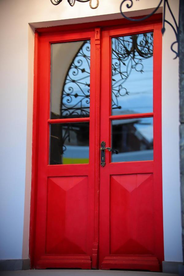 גיומרי Nur Guest House מראה חיצוני תמונה