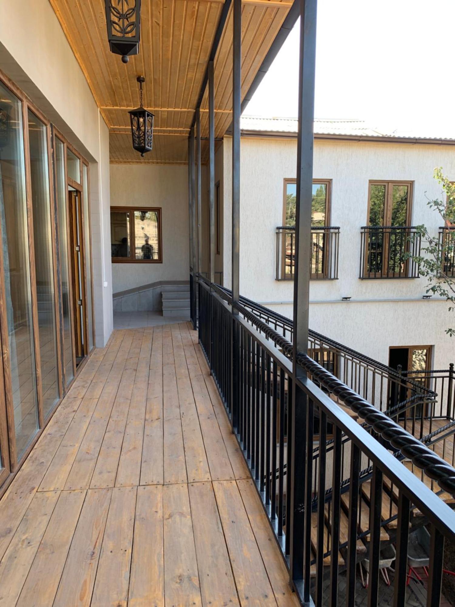 גיומרי Nur Guest House מראה חיצוני תמונה